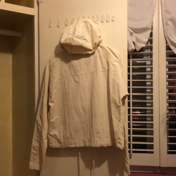 White all weather jacket - Picture 2 of 2